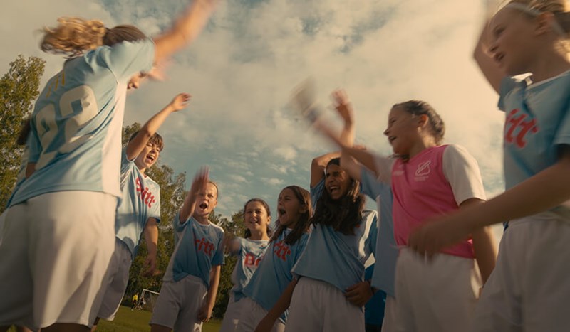 Tjejer på Sunnesta fotbollscup.