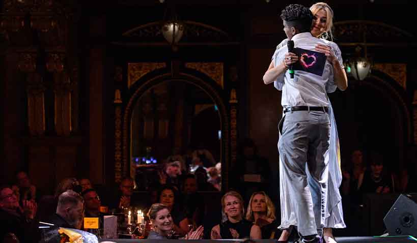 Ida Björnstad och Loui Sand på Årets Eldsjäls gala.