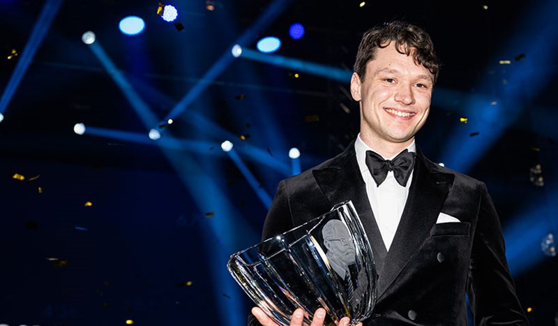 En leende Nils på Idrottsgalan