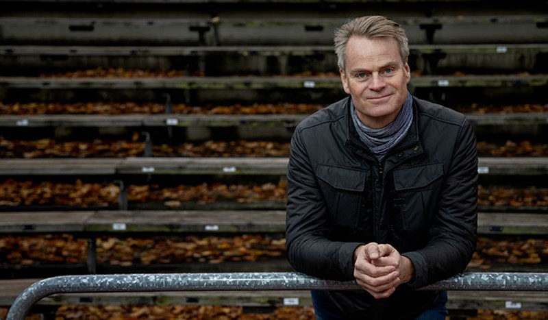 Henrik Lindroth marknadschef Folkspel.
